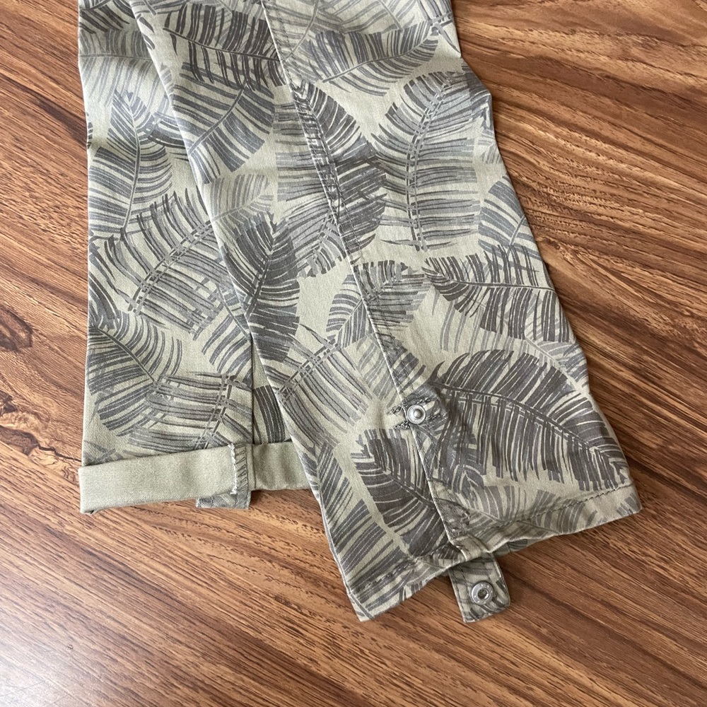 Democracy “Flex-Ellent” Cargo Crop Jeans - Picture 11 of 11